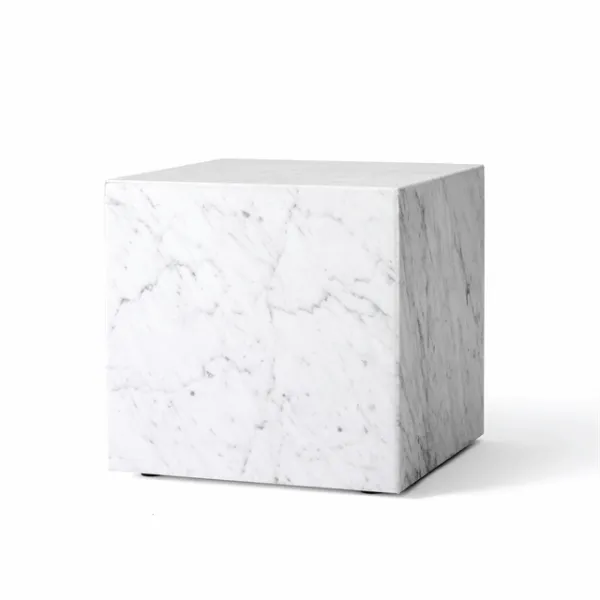 Audo Plinth kuutiomainen sohvapöytä Carrara-marmorista